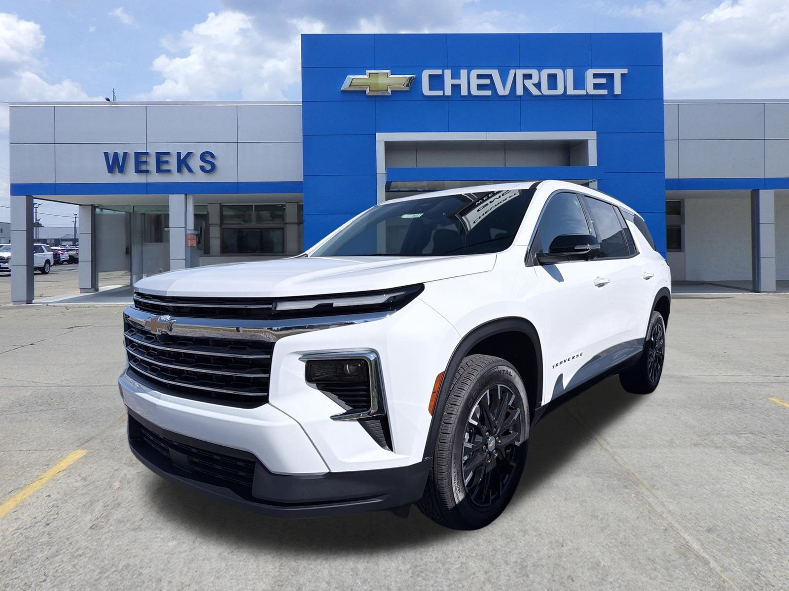 2026 Chevrolet Traverse LT in Summit White — front three-quarter view