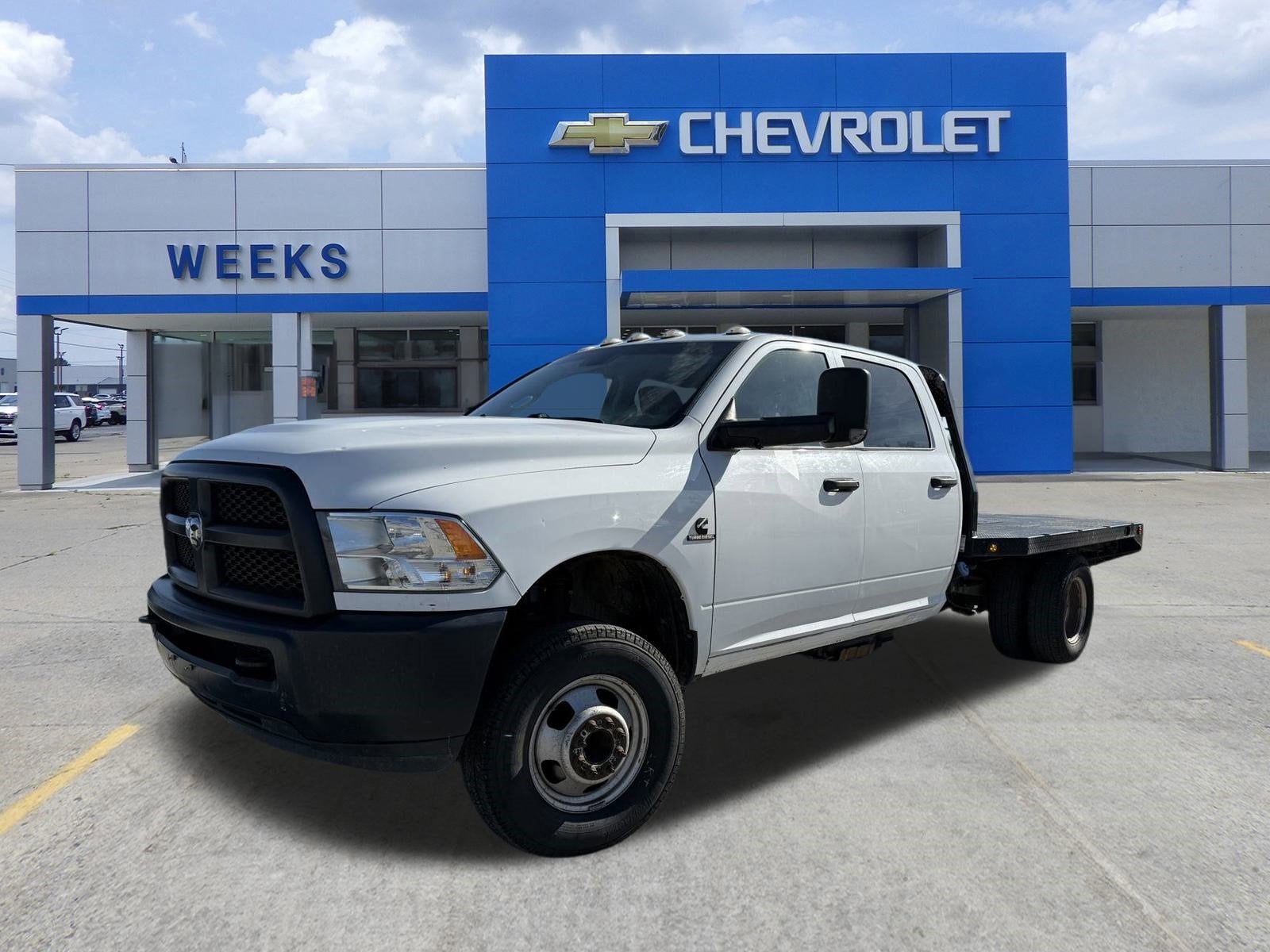2017 RAM 3500 Chassis Cab Tradesman in White — front three-quarter view